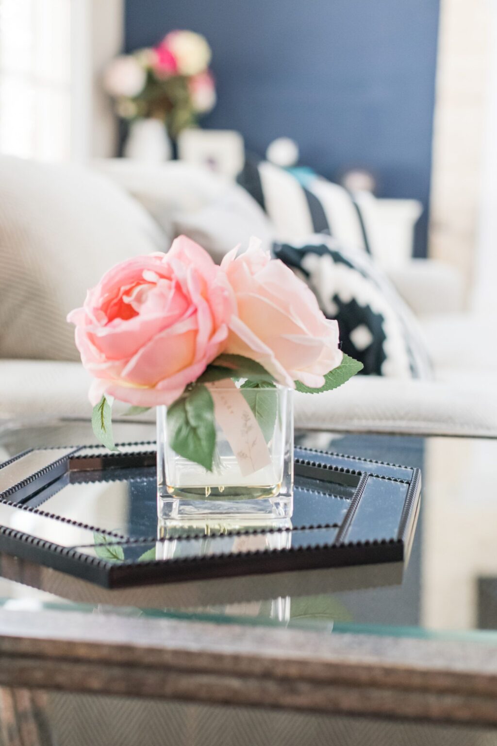 10 Tips For Decorating Your Coffee Table